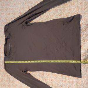 Long sleeve t shirt